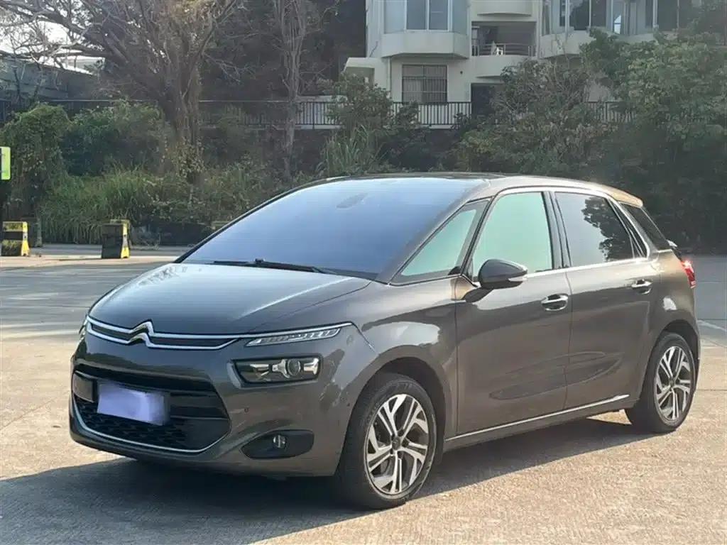 2015 Civic C4 1.6T Luxury 5-seater — миниатюра 1