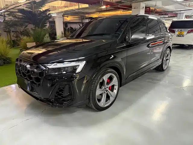 Audi SQ7 2024 4.0 TFSI