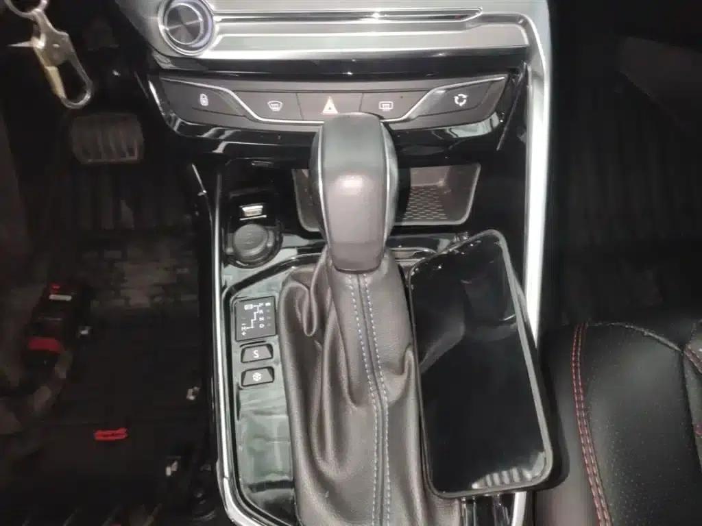 Peugeot 308 2019 230THP Automatic Luxury Edition (National V Emission Standard) — миниатюра 14