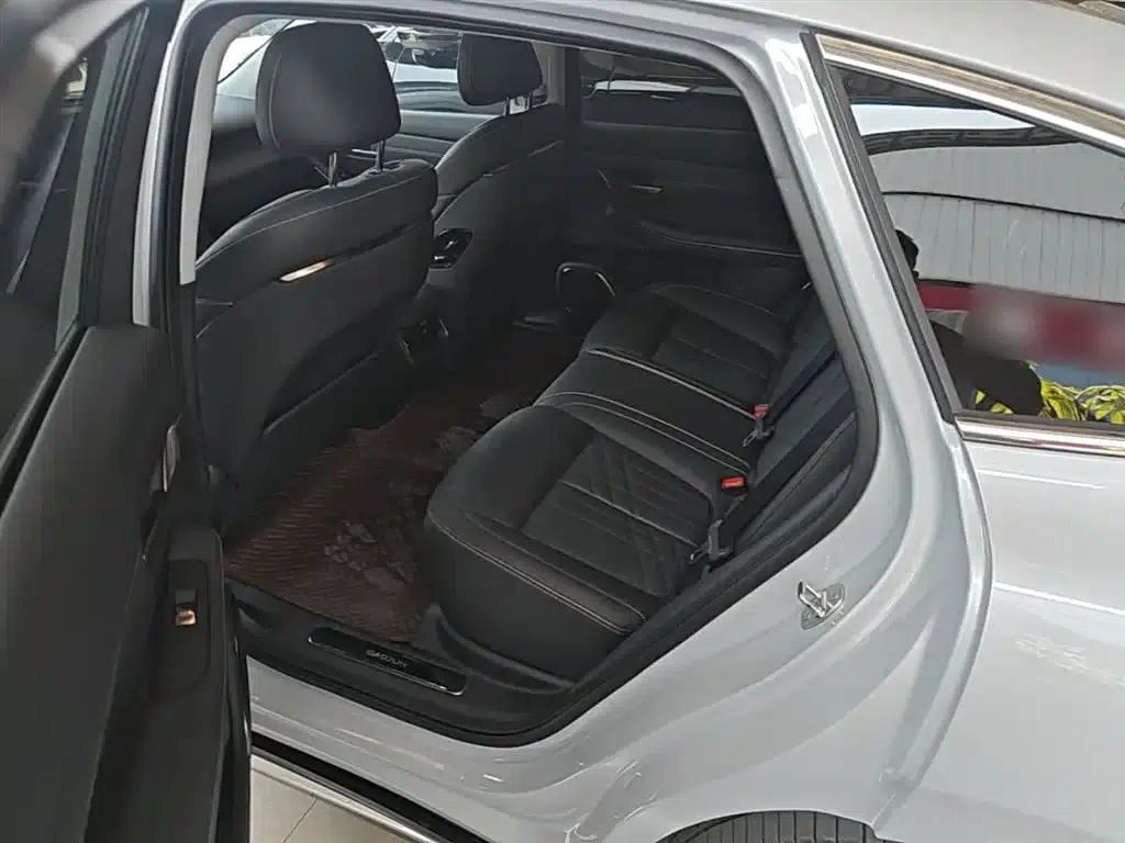 Baojun Enjoy 2025 Plug-in Hybrid 140km/h Luxury Edition — миниатюра 17
