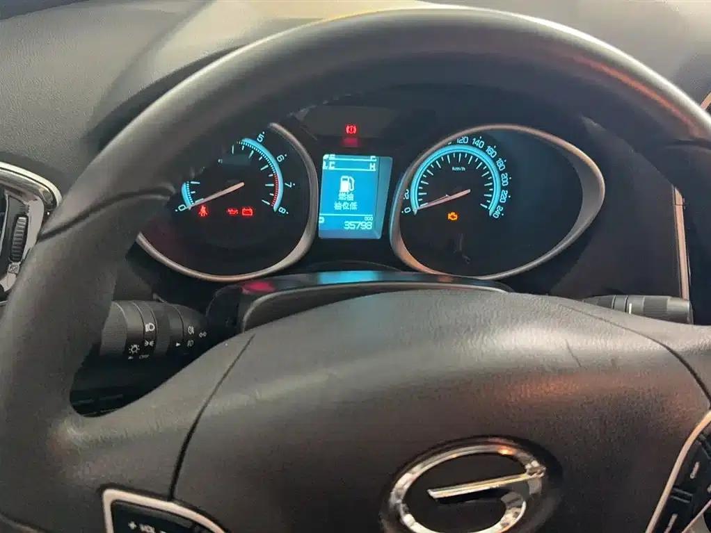 Trumpchi GS5 Super 2015 1.8T Automatic 4WD Elite Edition — миниатюра 6