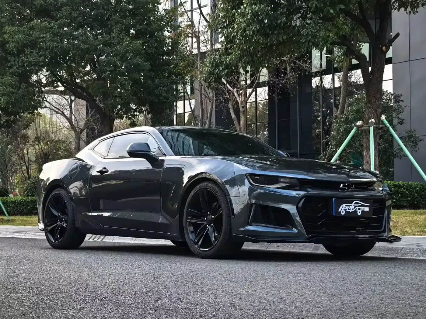 2017 Camaro 2.0T RS — миниатюра 3