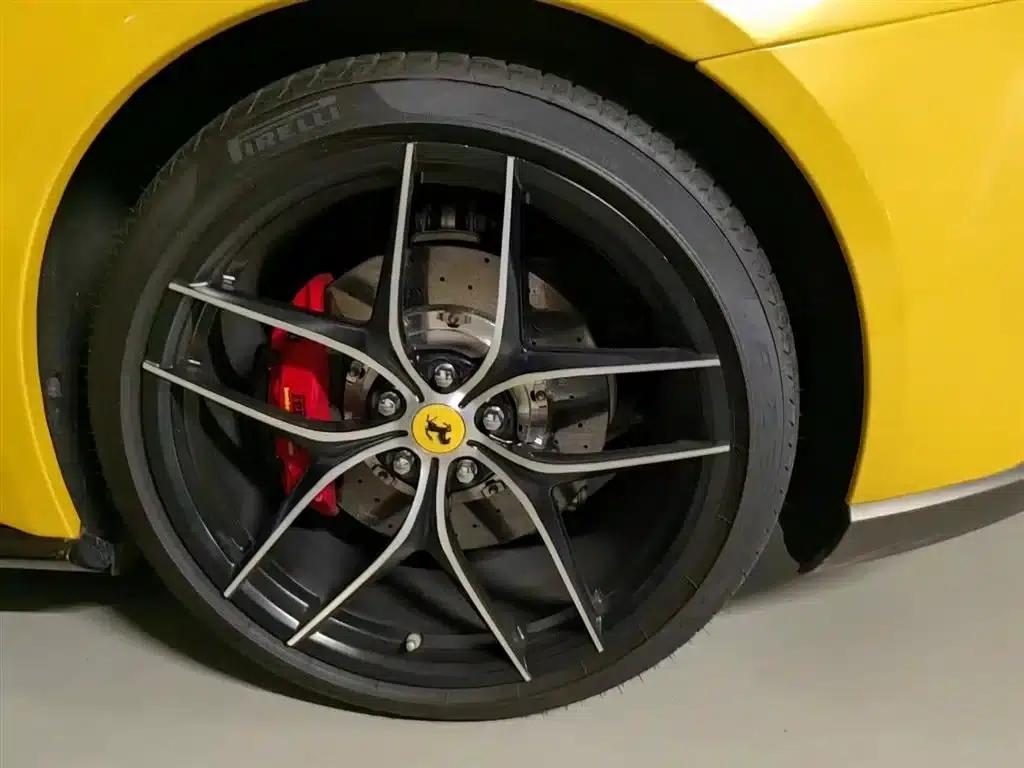 2013 F12berlinetta 6.3L Standard Model — миниатюра 13