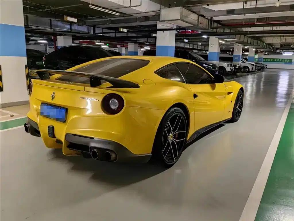 2013 F12berlinetta 6.3L Standard Model — миниатюра 6
