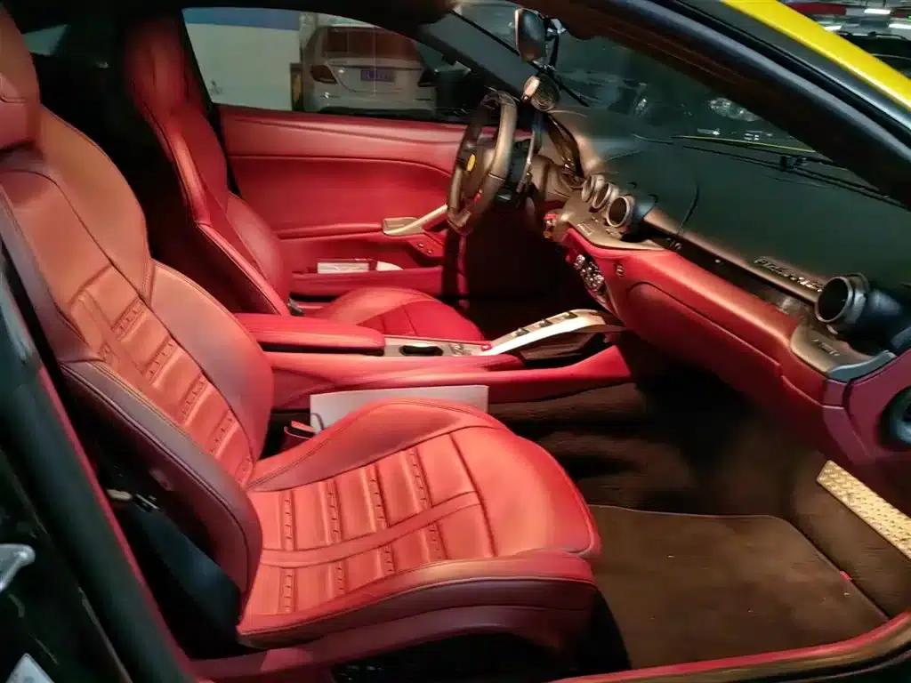 2013 F12berlinetta 6.3L Standard Model — миниатюра 10