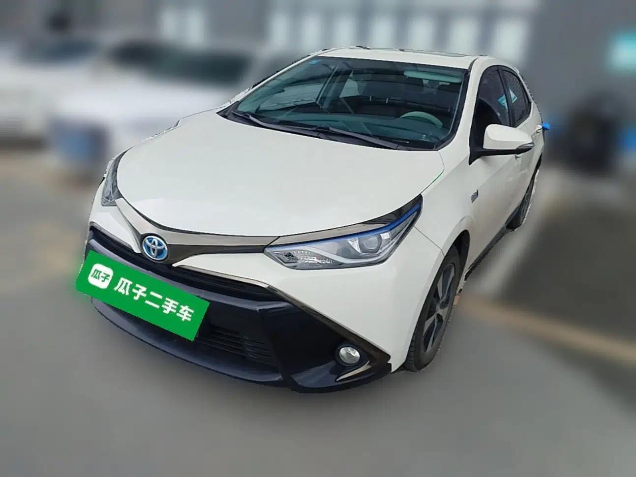 Toyota Levin Hybrid E+ 2019 1.8L PH V E-CVT Luxury Edition — миниатюра 1