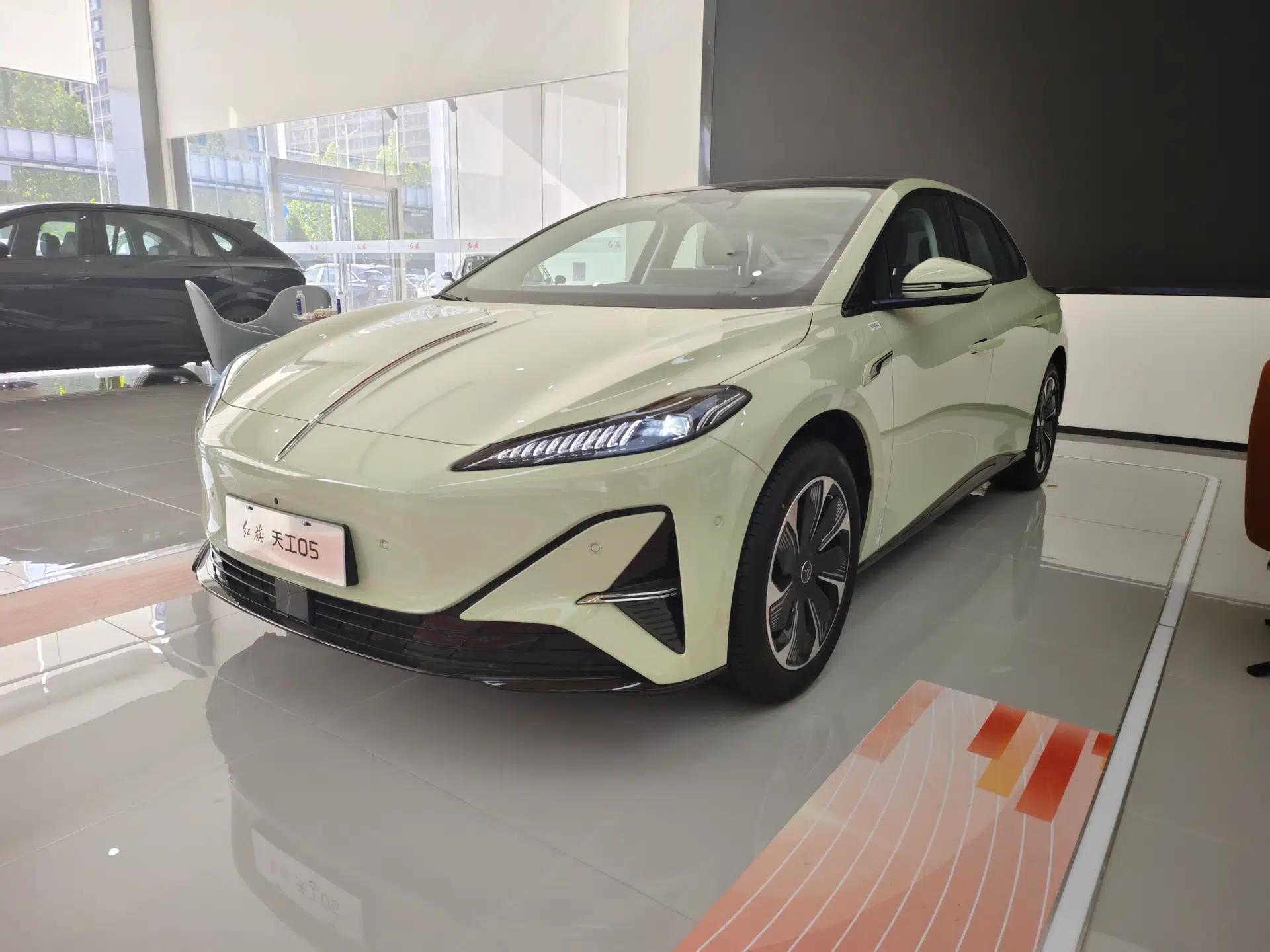 Hongqi Tiangong 05 2025 550 Smart Selection — миниатюра 1