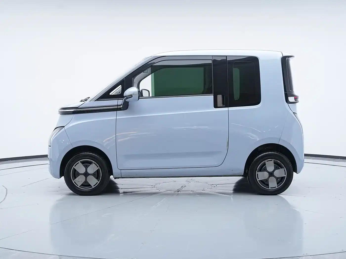 Wuling Air ev Clear Sky 2023 Model, Four-Seat - Advanced Edition — миниатюра 5