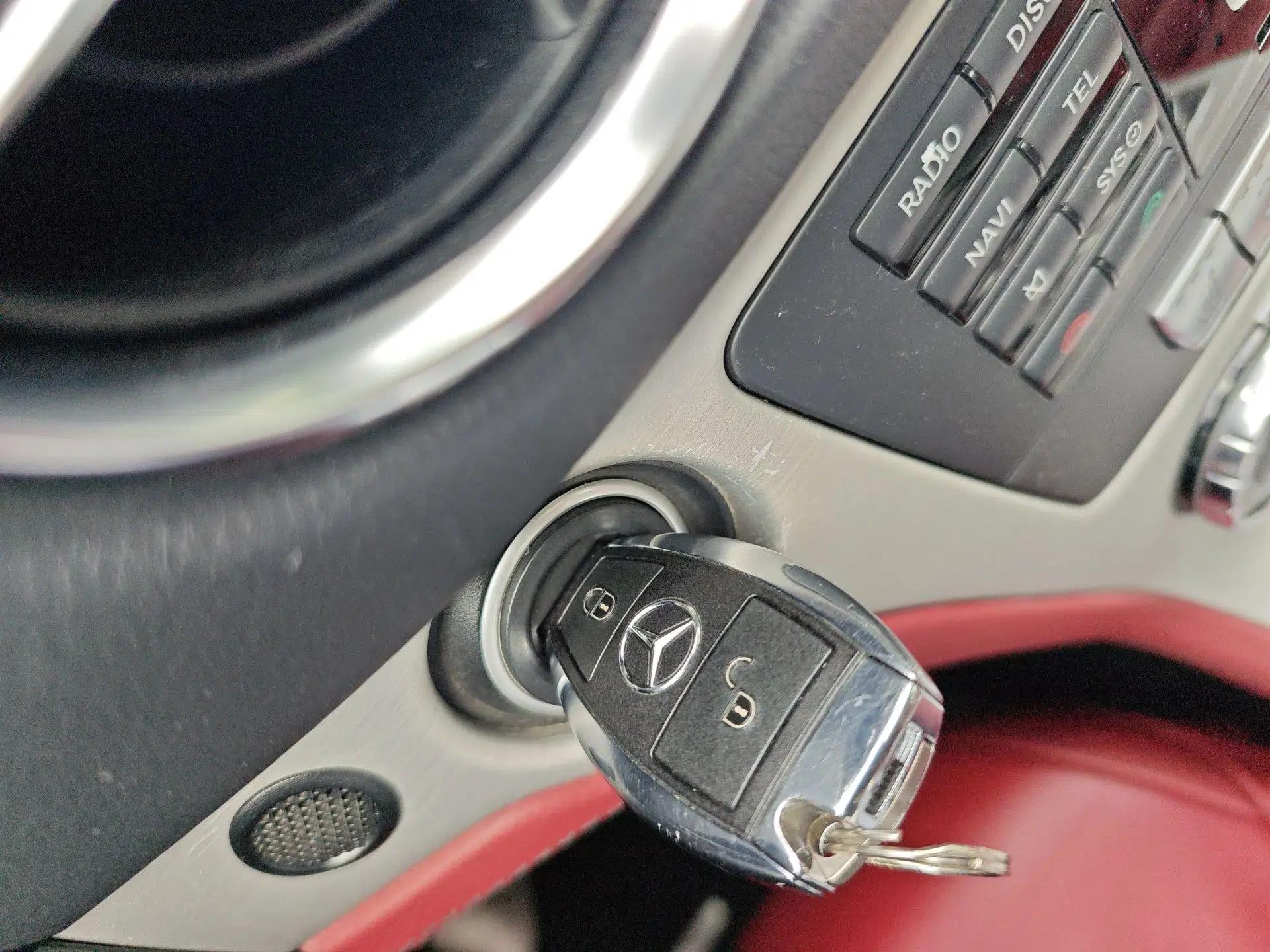 Mercedes-Benz SL-Class 2013 SL 350 Fashion Model — миниатюра 17
