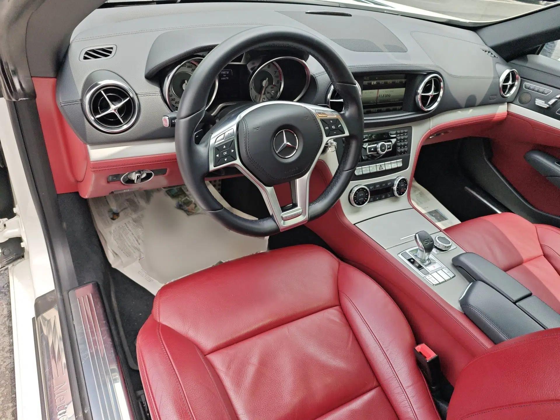 Mercedes-Benz SL-Class 2013 SL 350 Fashion Model — миниатюра 18