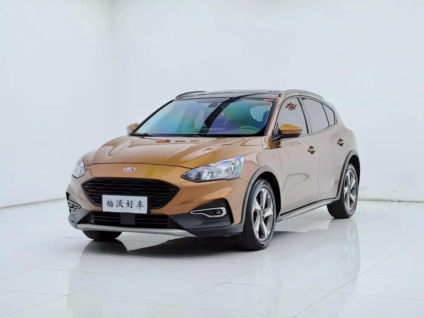 Ford Focus Active 2020 EcoBoost 180 Automatic Trend Edition — миниатюра 1