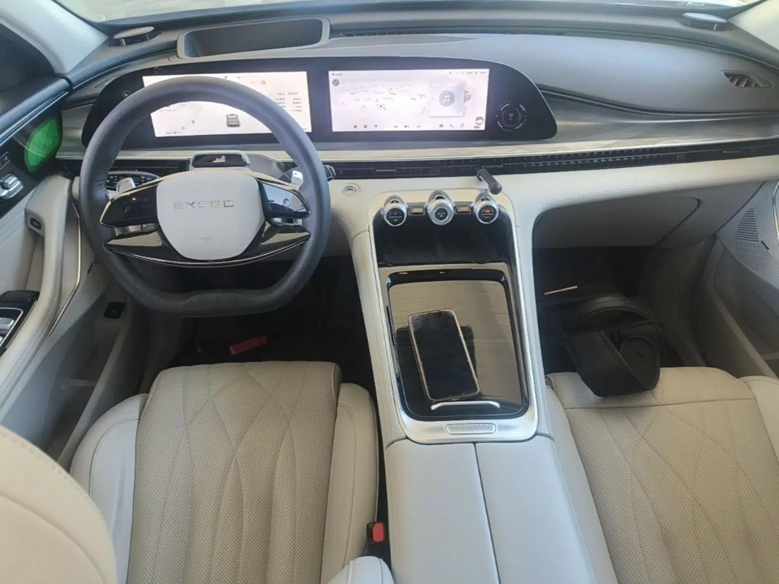 EXEED Stellar 2023 400T Four-Wheel Drive Luxury Edition — миниатюра 13