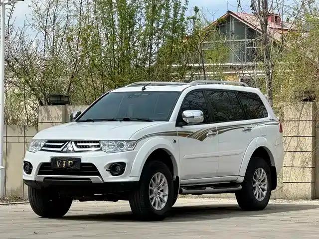 2013 Pajero Sport 3.0L Automatic 4WD Flagship Edition