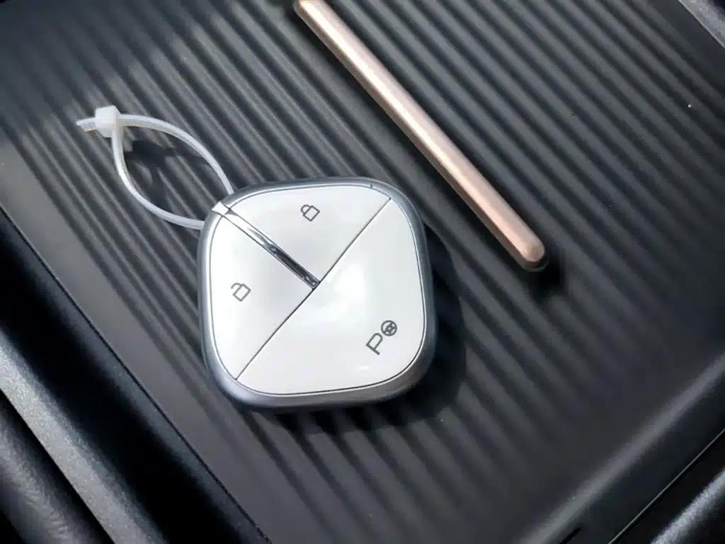 Baojun Yunhai 2024 500km Pure Electric Version — миниатюра 9