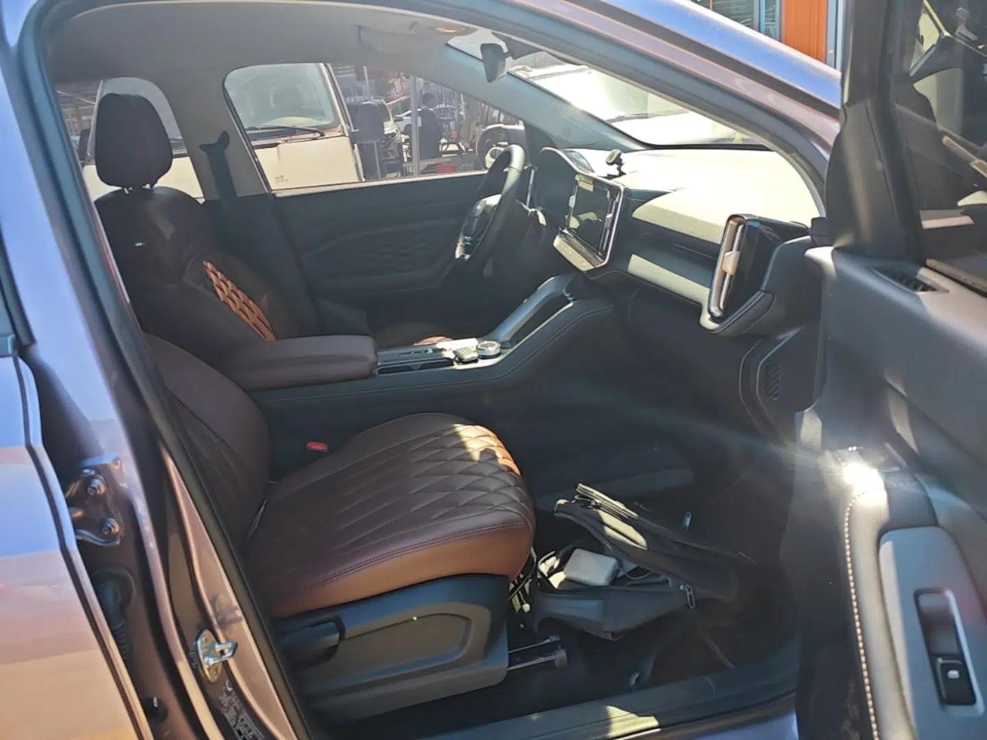Wuling Xingyun 2023 2.0L DHT Standard Edition — миниатюра 23