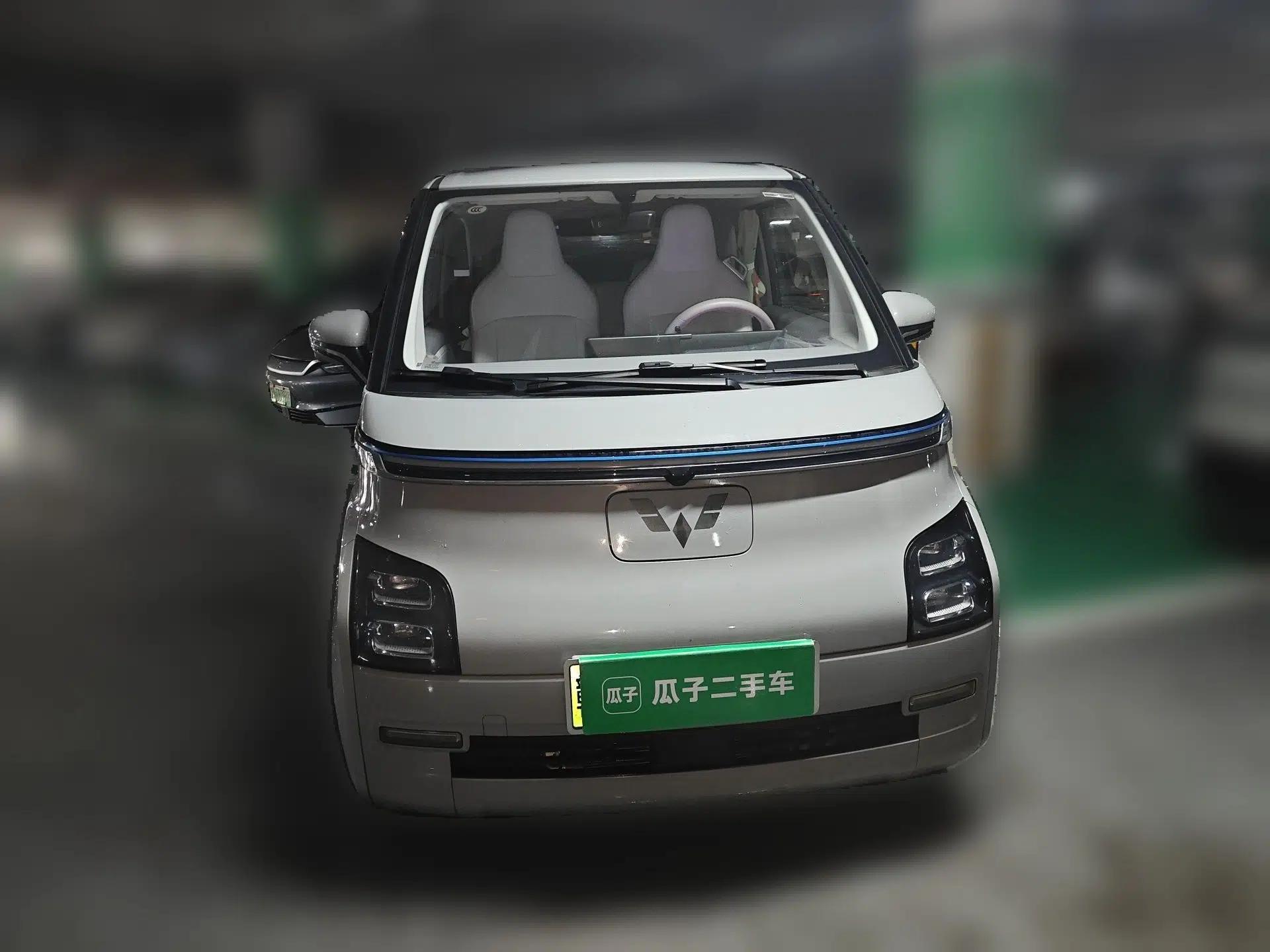 Wuling Air ev 2023 - Four Seats - Advanced Edition — миниатюра 2