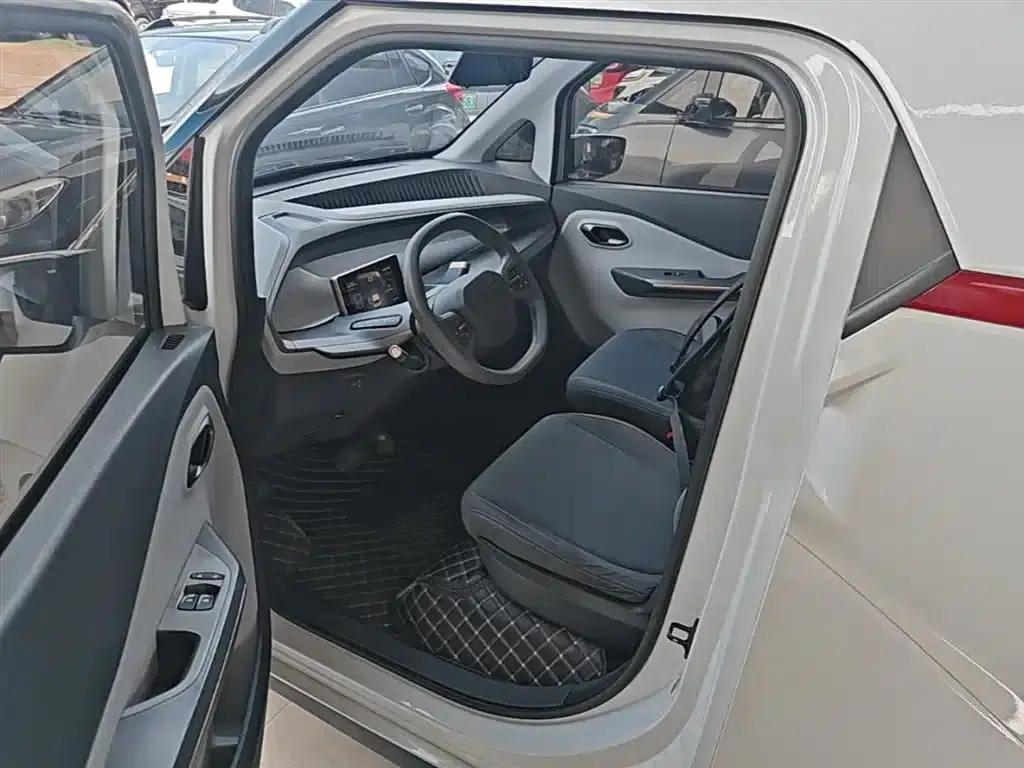 Wuling NanoEV 2021 Fun Edition — миниатюра 17