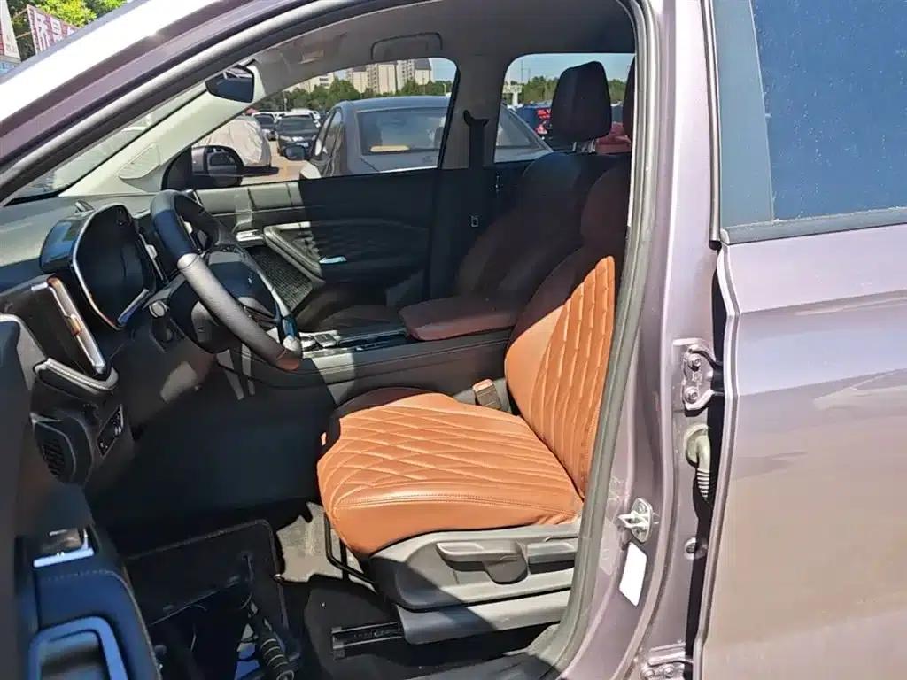 Wuling Xingyun 2023 2.0L DHT Standard Edition — миниатюра 15