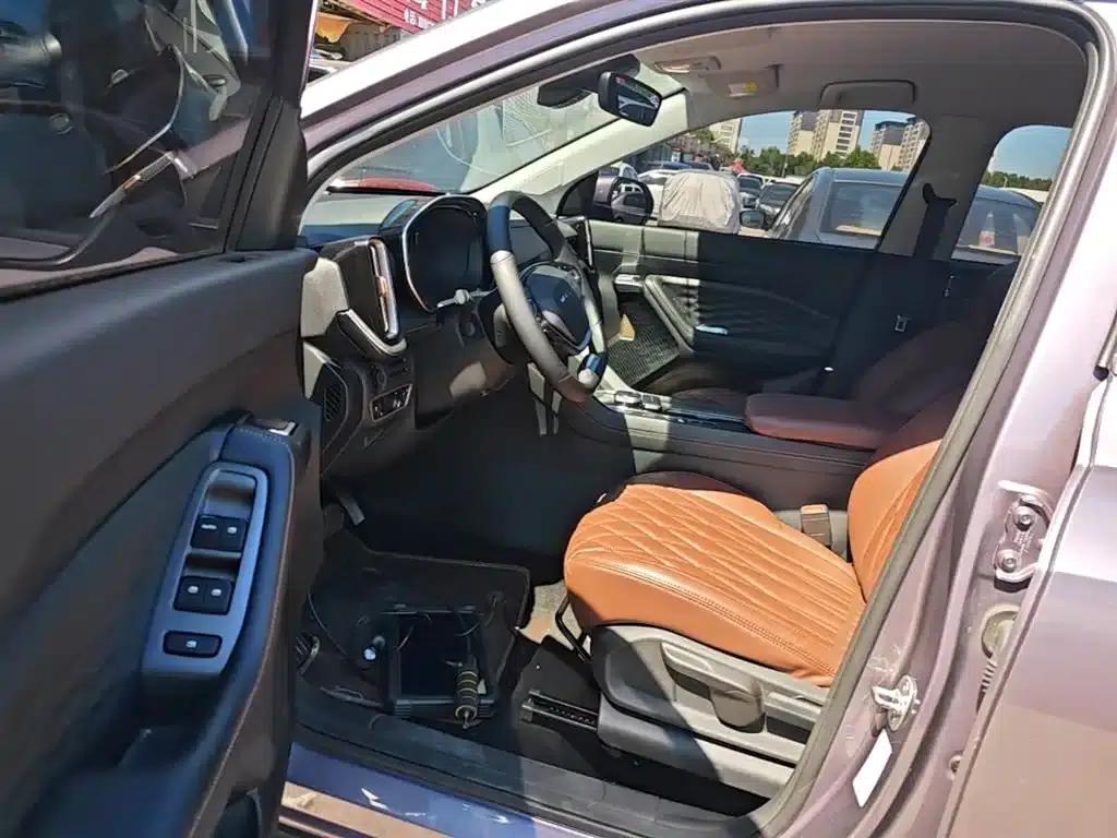 Wuling Xingyun 2023 2.0L DHT Standard Edition — миниатюра 16