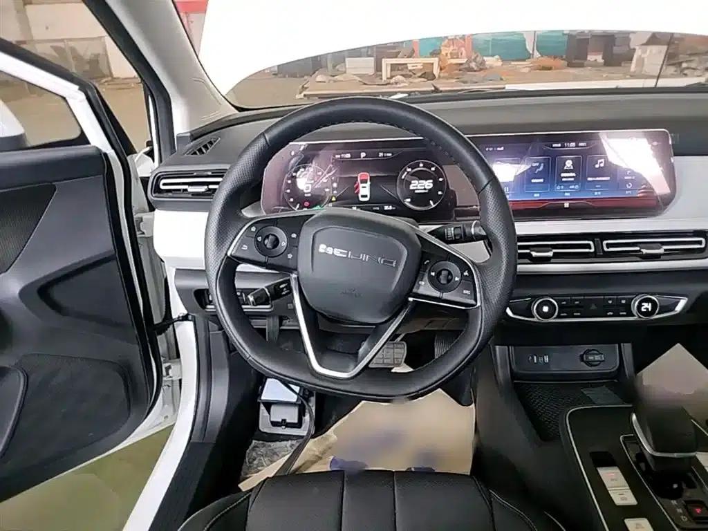Beijing EU5 PLUS 2023 R600 Premium Edition — миниатюра 11
