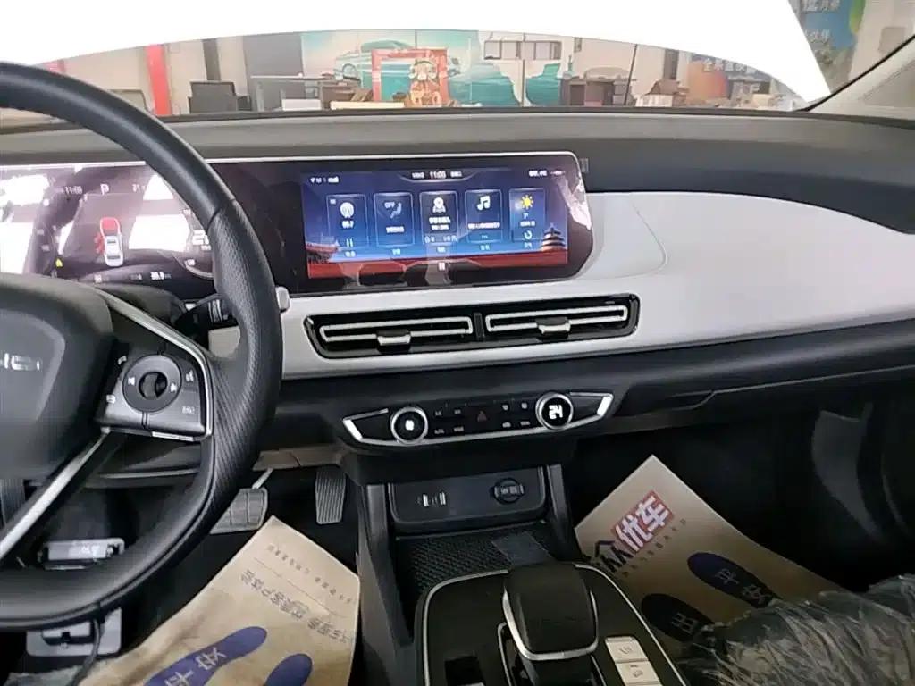 Beijing EU5 PLUS 2023 R600 Premium Edition — миниатюра 13