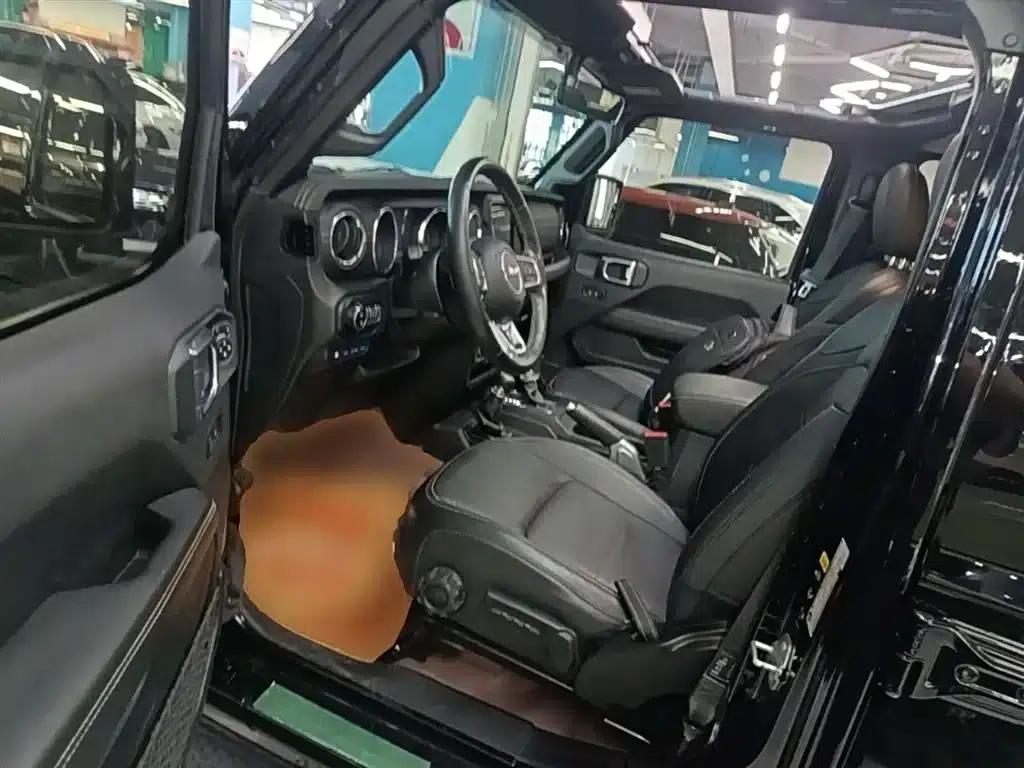 Jeep Wrangler New Energy 2021 Model 4-Door 2.0T 4xe Sahara First Edition — миниатюра 16