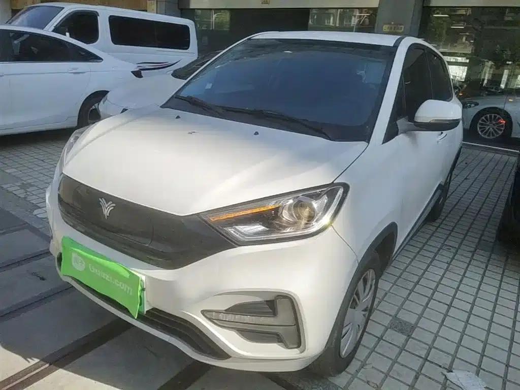 Nezha N01 2019 Model 380V — миниатюра 1