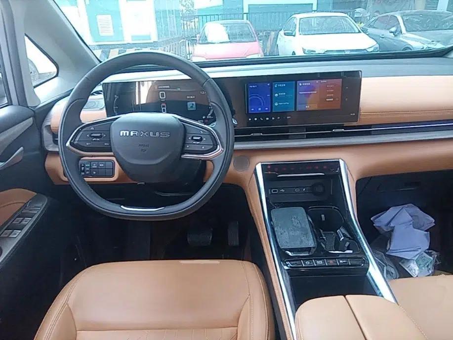 SAIC MAXUS G50 PHEV 2025 Leading Edition — миниатюра 13