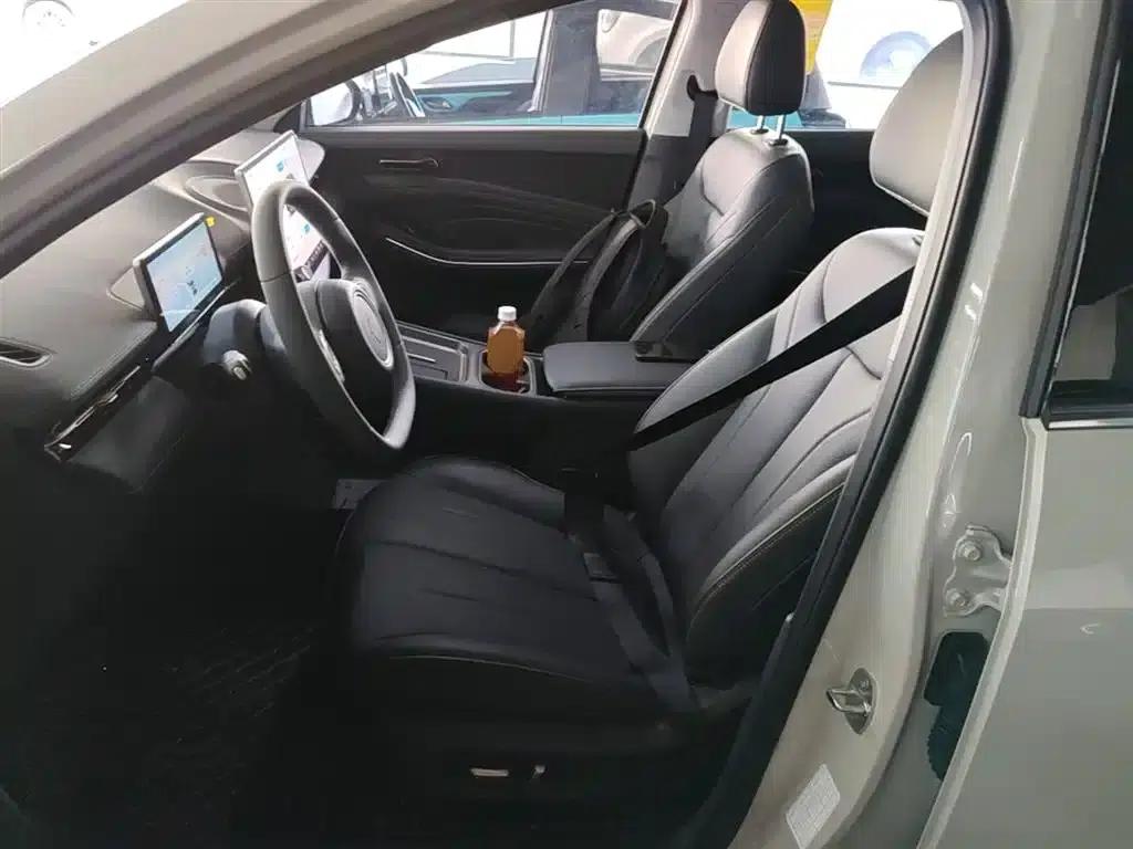 Baojun Yunhai 2026 140km/h Plug-in Hybrid Standard Edition — миниатюра 15