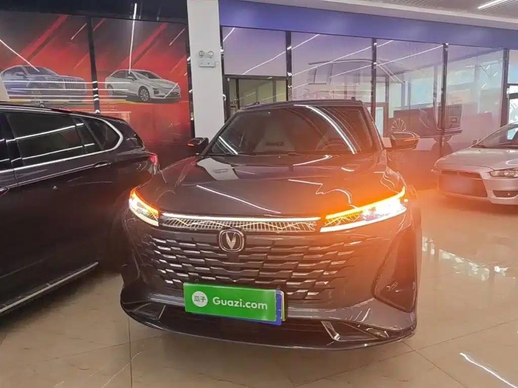 Changan CS75 PLUS Smart Electric iDD 2023 Model Smart Electric iDD Leading Edition — миниатюра 3