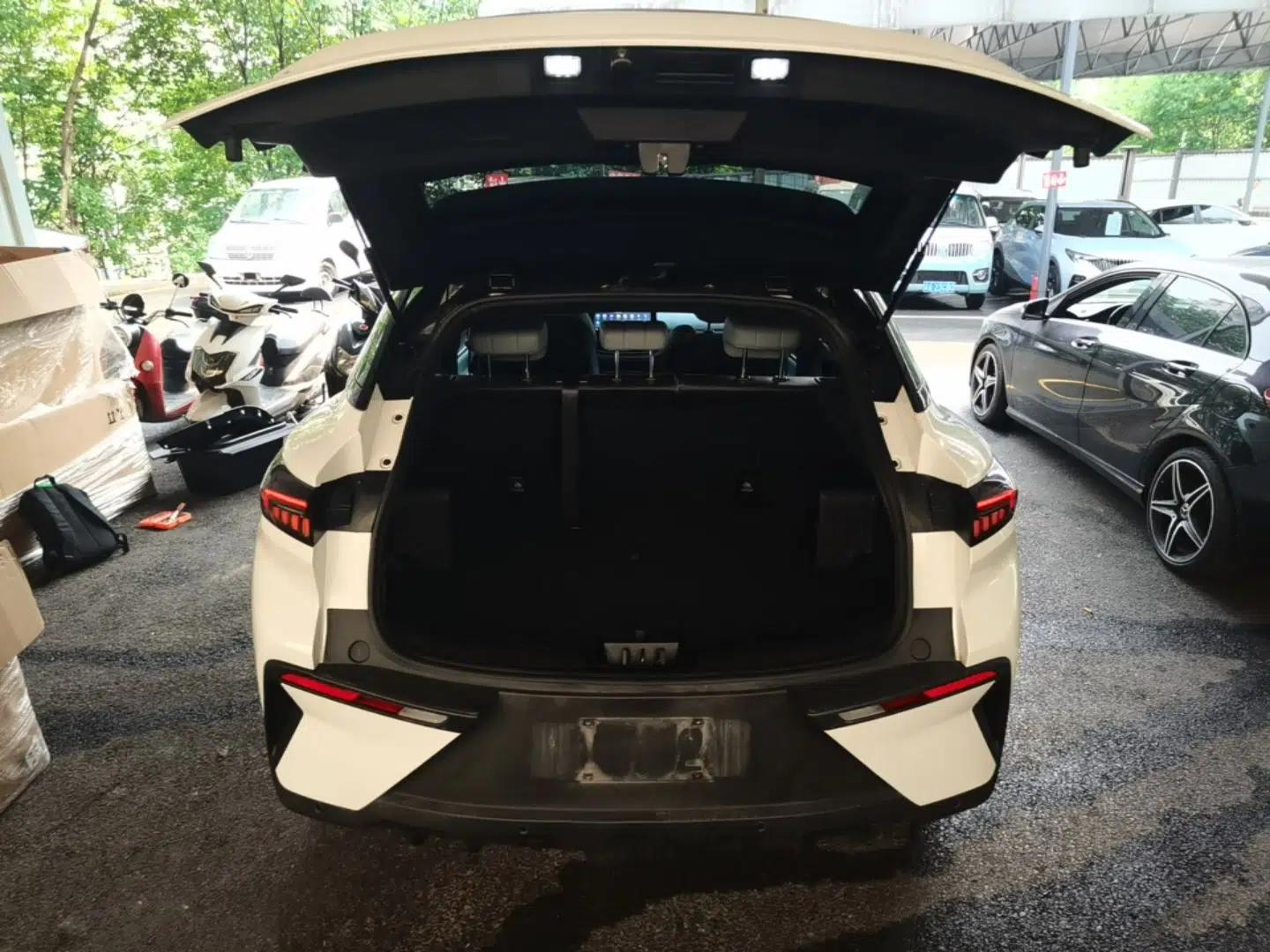 Chery New Energy eQ7 2024 512 km Self-Drive Version — миниатюра 22