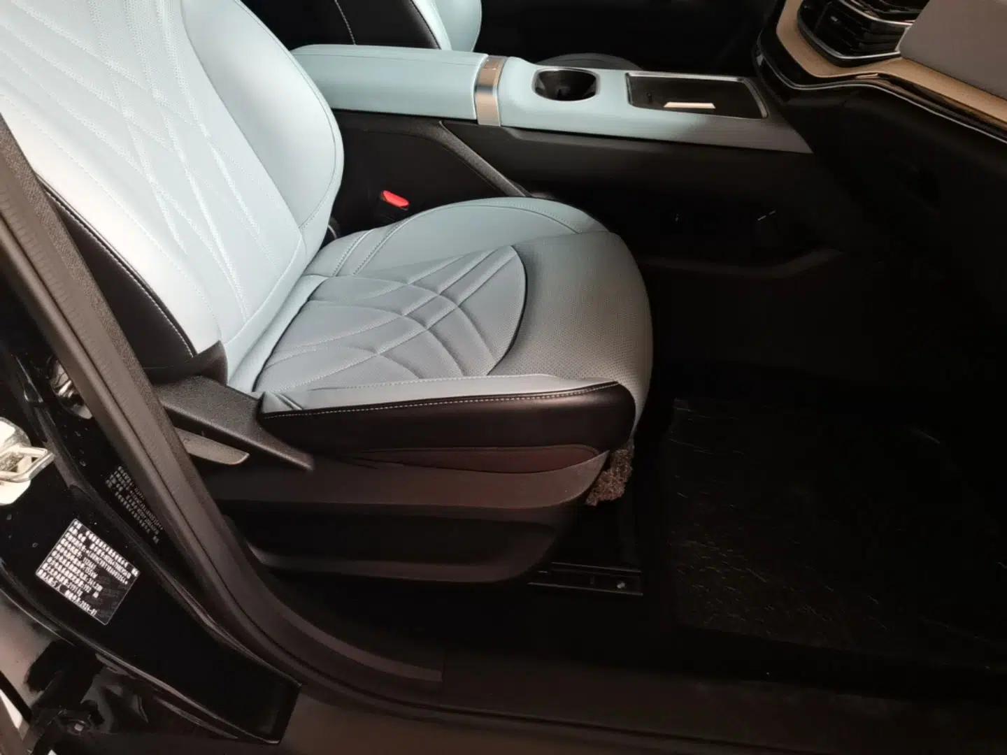 Chery New Energy eQ7 2024 512 km Self-Drive Version — миниатюра 23