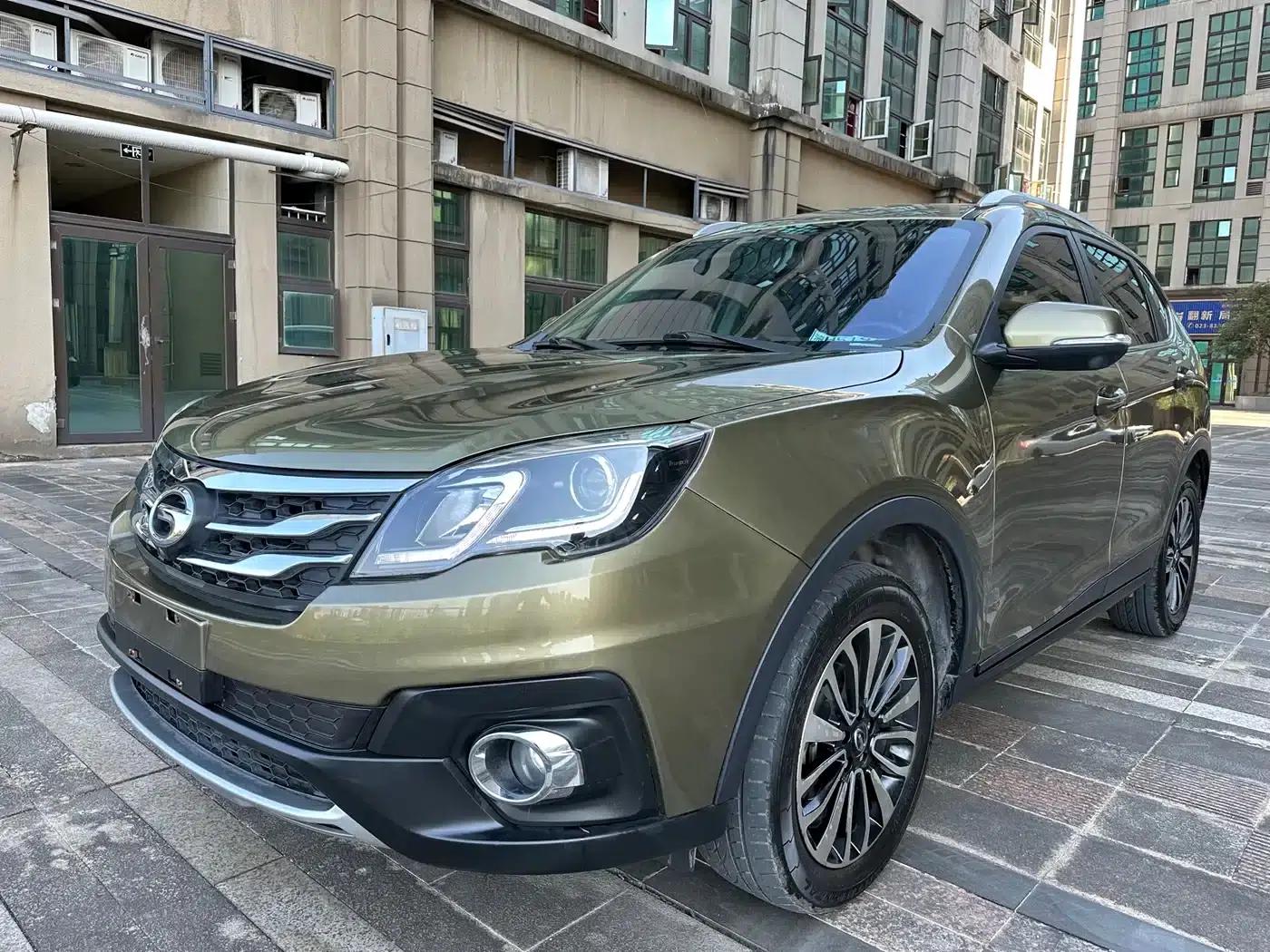 Trumpchi GS5 Super 2015 2.0L Automatic 2WD Luxury Navigation Edition — миниатюра 1