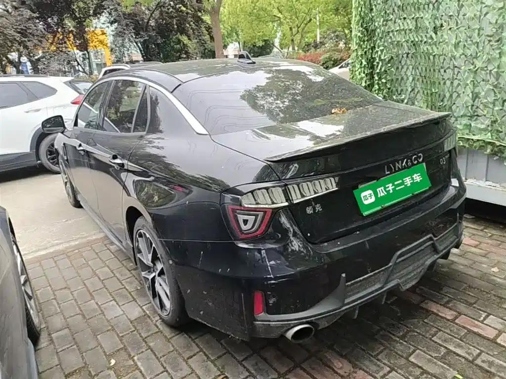Lynk & Co 03 PHEV 2019 1.5T Pro — миниатюра 5