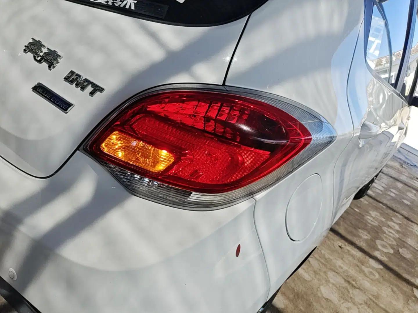 CHANGAN Benni 2015 1.4L IMT Prestige Model China V Standard — миниатюра 7