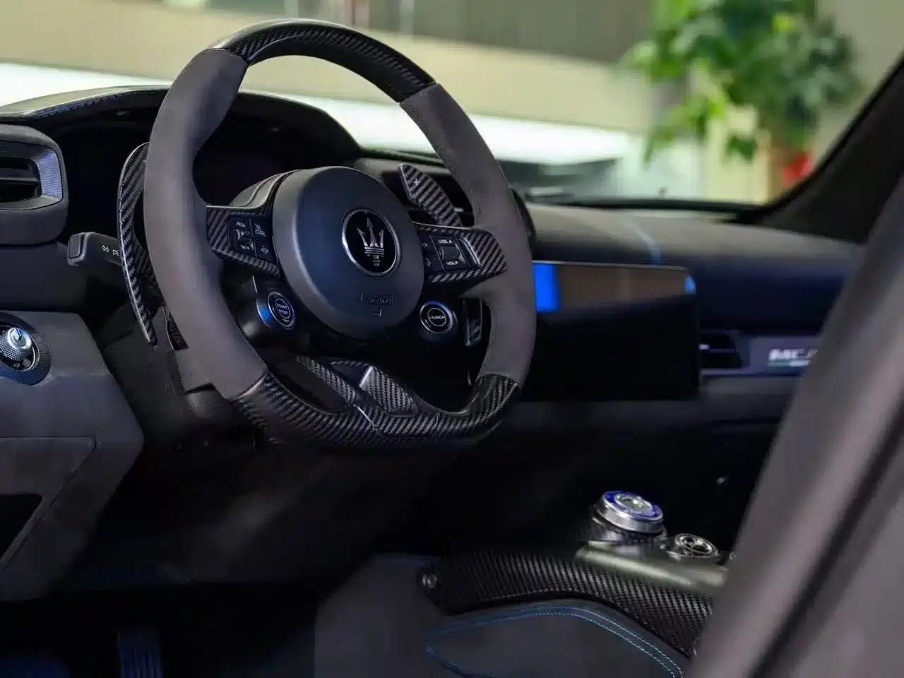 Maserati MC20 2023 3.0T Standard Edition — миниатюра 9