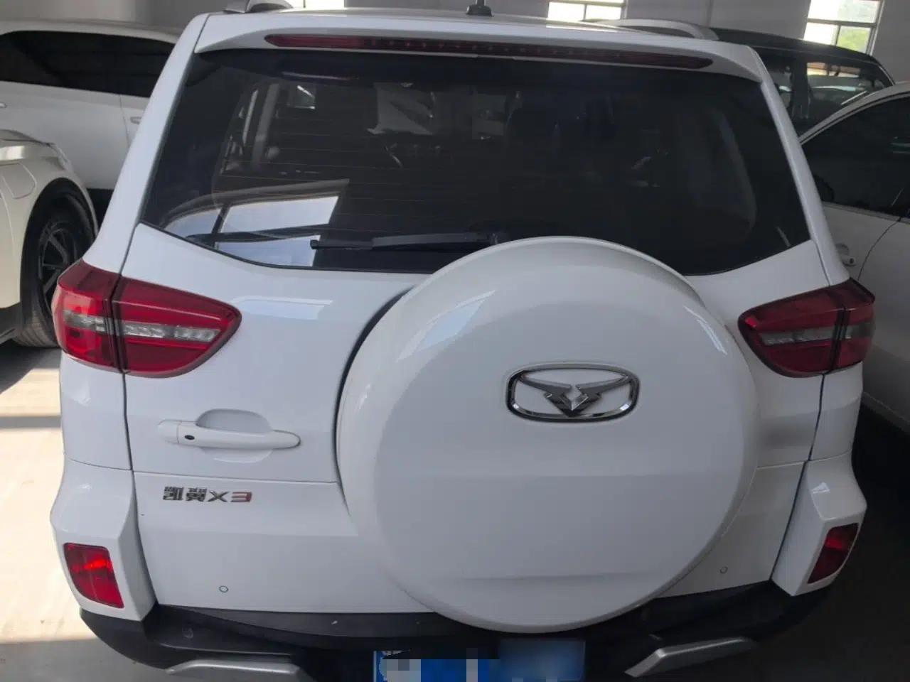 Cowin X3 2017 1.6L CVT Enthusiast Edition China V Standard — миниатюра 5