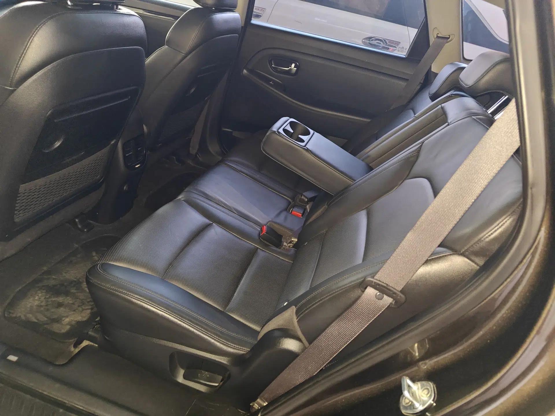 Kia Carens 2013 2.0L 7-Seater Automatic Luxury Version China IV Standard — миниатюра 19