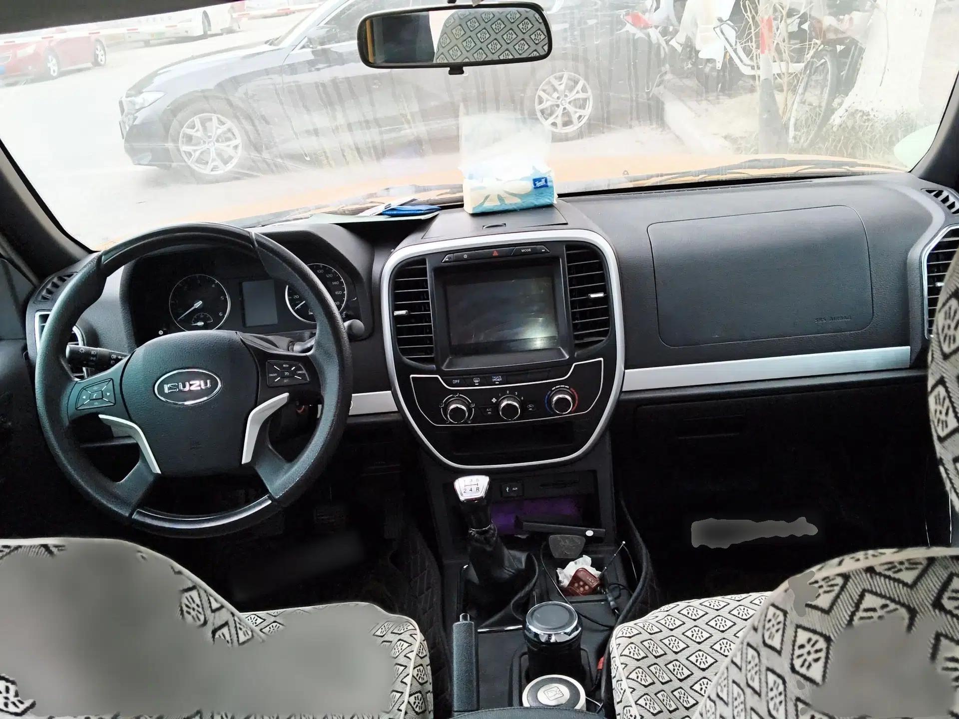 Isuzu Qingling T17 2021 3.0T Diesel Two-Wheel Drive Crew Cab with Extended Wheelbase Model 4KH1CT6H1 — миниатюра 18