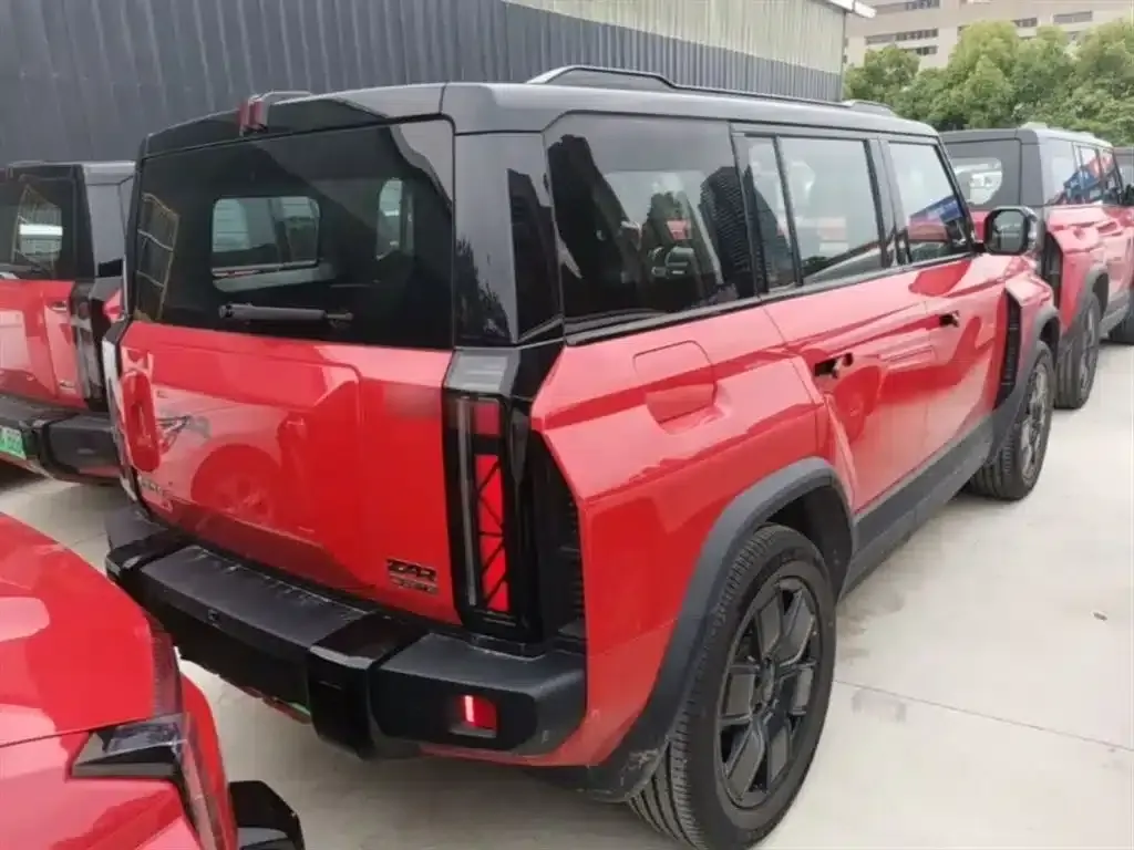 iCAR 03T 2024 Model 501km Four-Wheel Drive Long Range Version — миниатюра 7