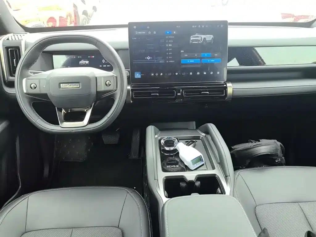iCAR 03T 2024 Model 501km Four-Wheel Drive Long Range Version — миниатюра 10