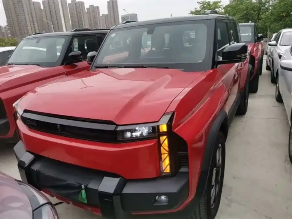 iCAR 03T 2024 Model 501km Four-Wheel Drive Long Range Version — миниатюра 3