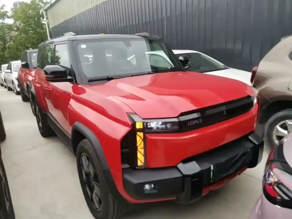 iCAR 03T 2024 Model 501km Four-Wheel Drive Long Range Version — миниатюра 4