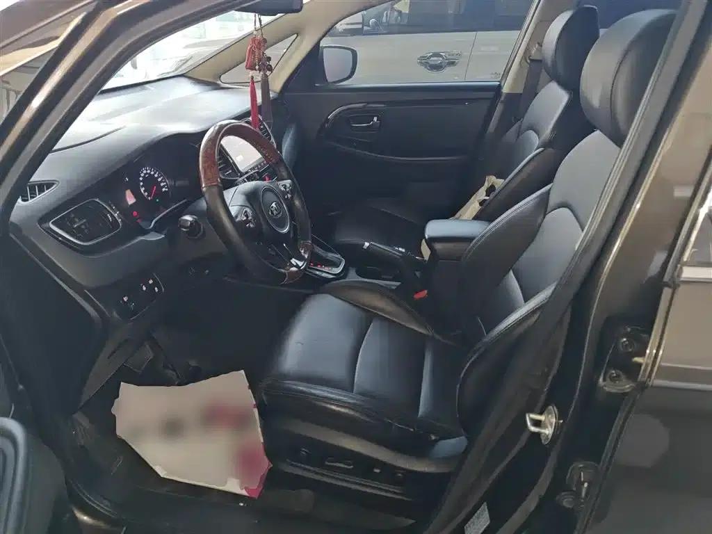 Carens 2013 2.0L 7-seater Automatic Deluxe Edition (National IV Emission Standard) — миниатюра 12