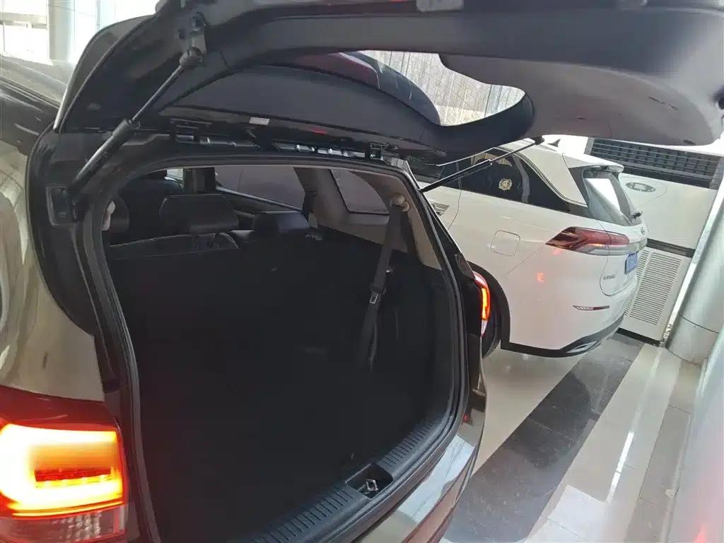 Carens 2013 2.0L 7-seater Automatic Deluxe Edition (National IV Emission Standard) — миниатюра 16