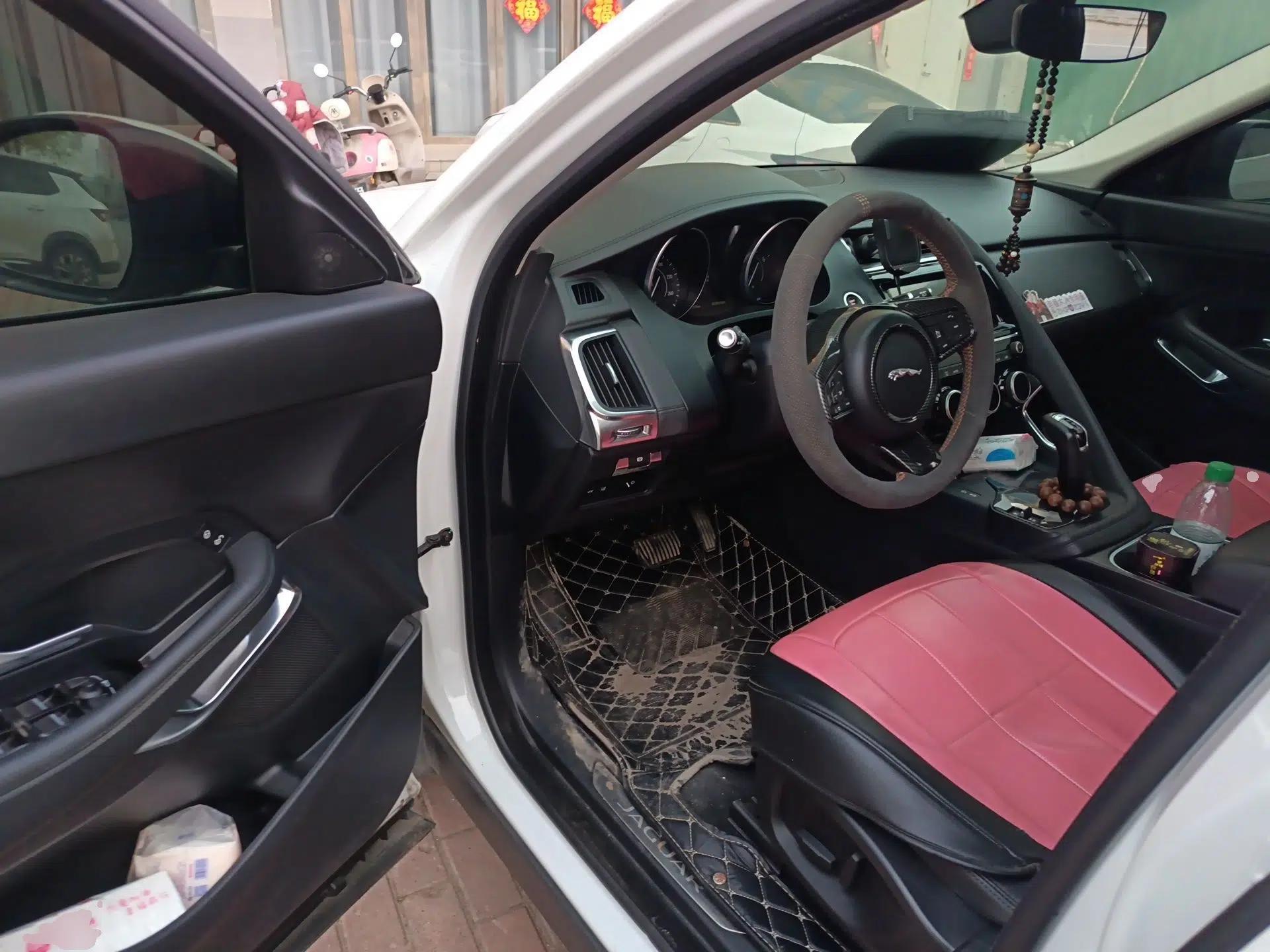 Jaguar E-PACE 2018 P200 China V Standard — миниатюра 17
