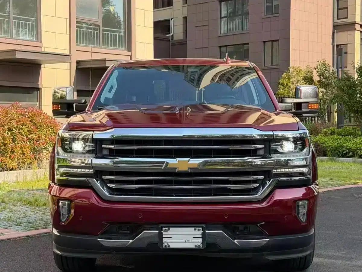 Silverado 2017 6.2L High Country Edition — миниатюра 1