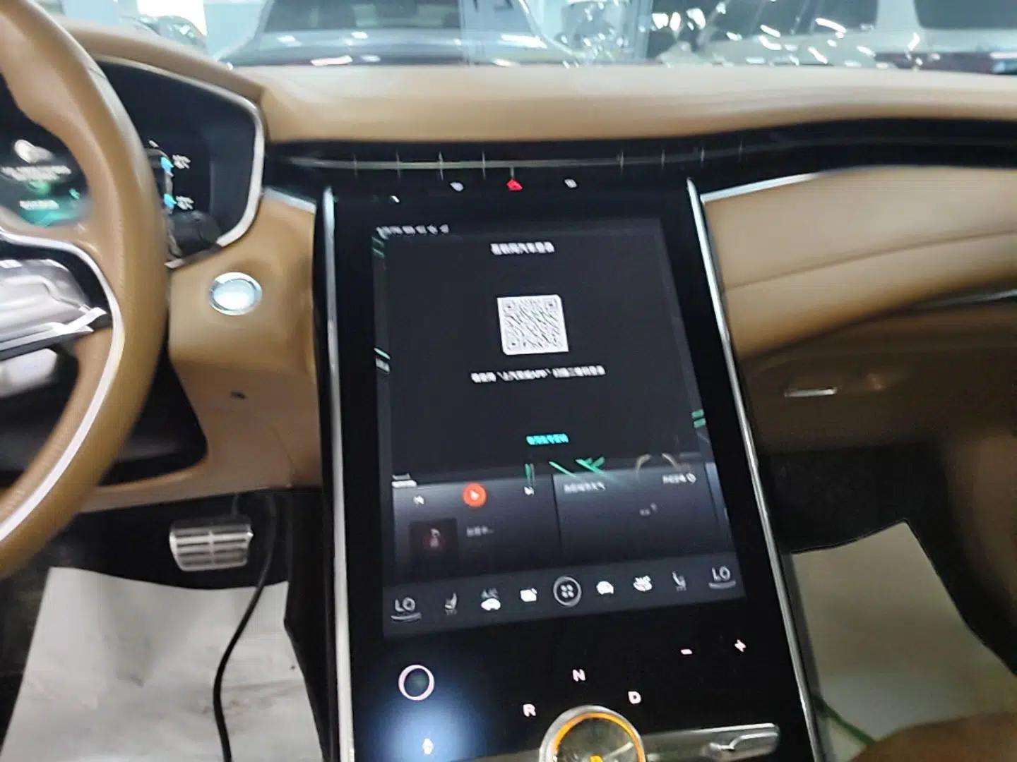 Roewe MARVEL X 2018 All-Wheel-Drive Model — миниатюра 15