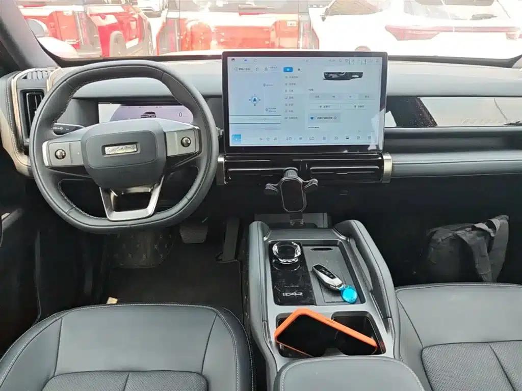 iCAR 03T 2024 Model 501km Four-Wheel Drive Long Range Version — миниатюра 10