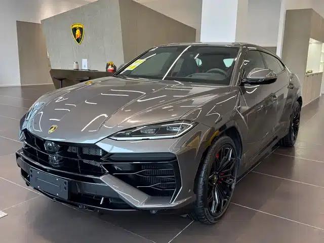 2025 Urus SE 4.0T Standard Edition